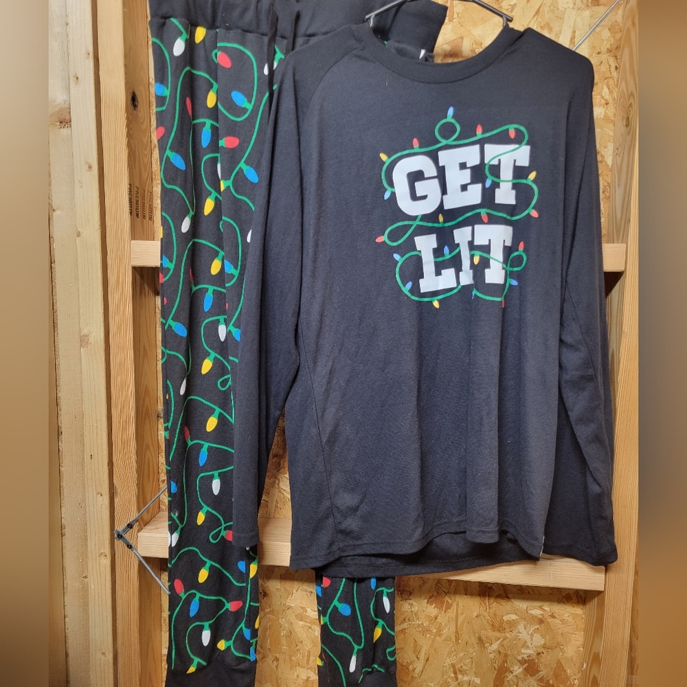 Tipsy Elves NWT 2pc Get Lit Mens Christmas Pajamas Size Large‎